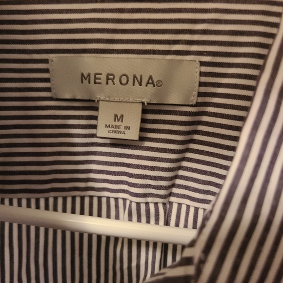 Womens button up - Picture 2 of 2